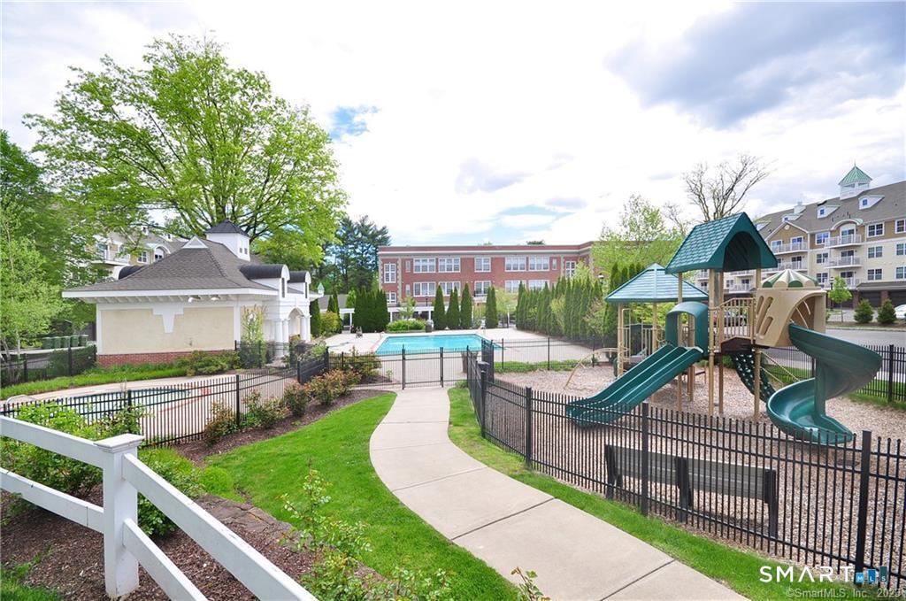 30 Schoolhouse Drive West Hartford CT 06110