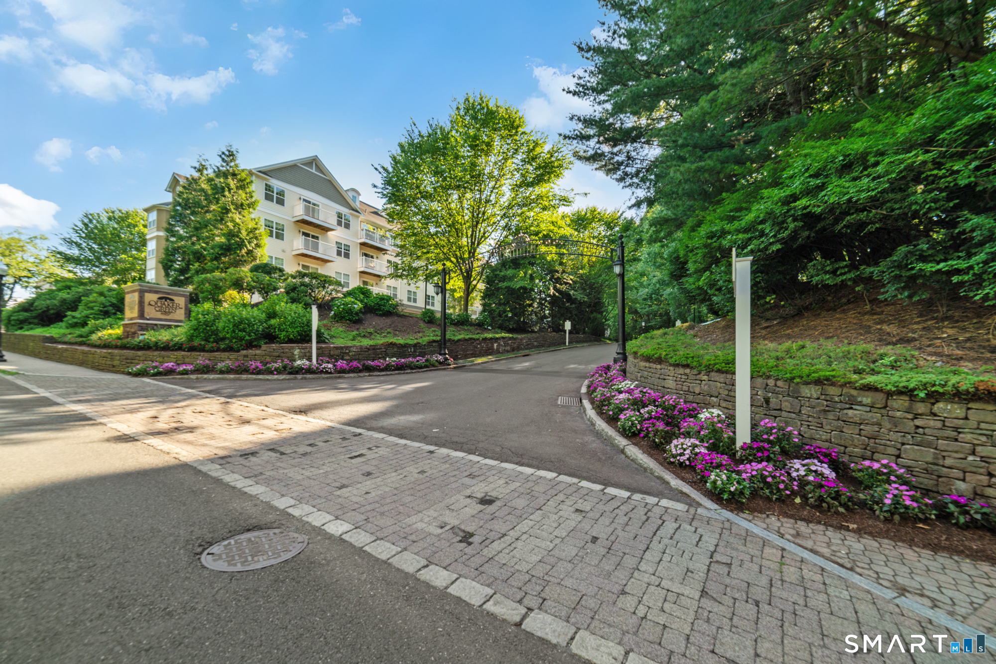 30 Schoolhouse Drive West Hartford CT 06110
