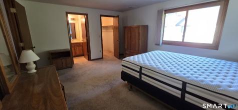 14 Oak Forest Drive Manchester CT 06042