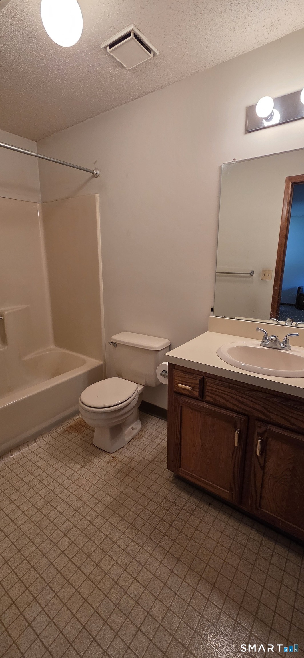 14 Oak Forest Drive Manchester CT 06042