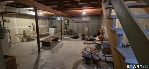 14 Oak Forest Drive Manchester CT 06042