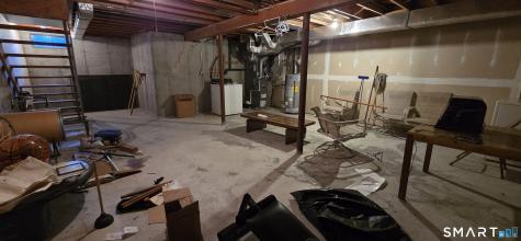 14 Oak Forest Drive Manchester CT 06042