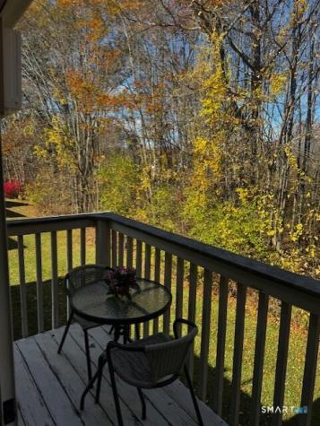 24 Millbrook Court Newington CT 06111