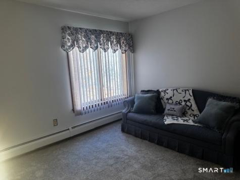 24 Millbrook Court Newington CT 06111