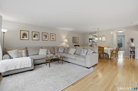 74 Perry Street Putnam CT 06260