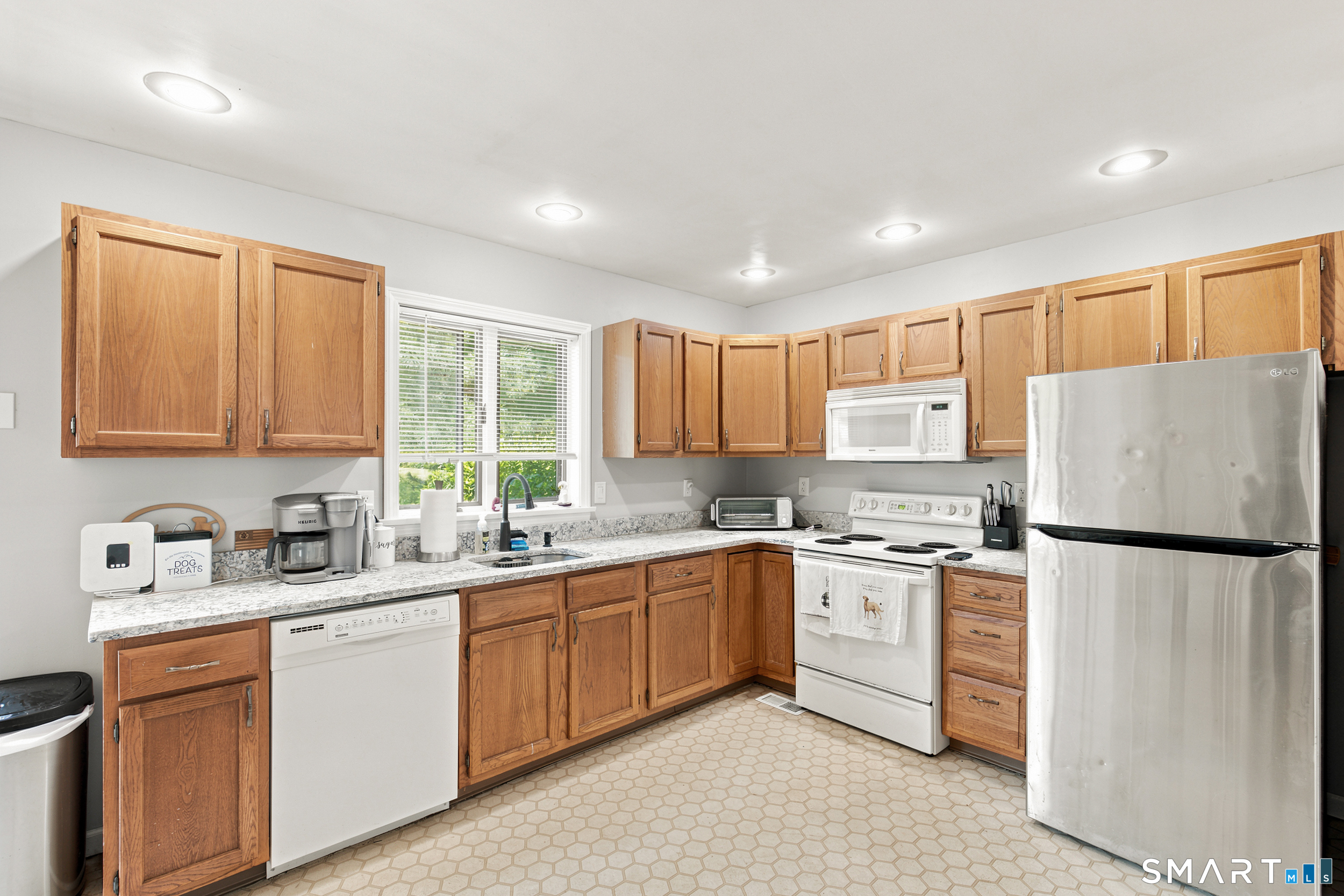 51 Dove Court Windsor Locks CT 06096