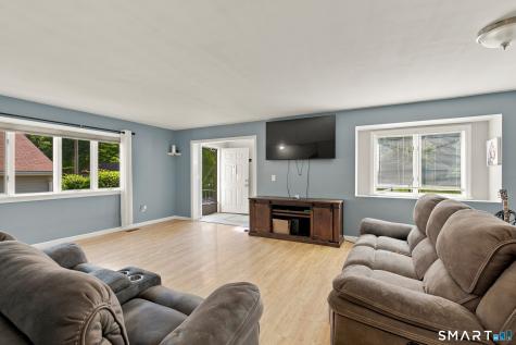 51 Dove Court Windsor Locks CT 06096