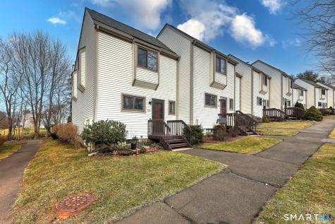 157 Suffolk Court Meriden CT 06450