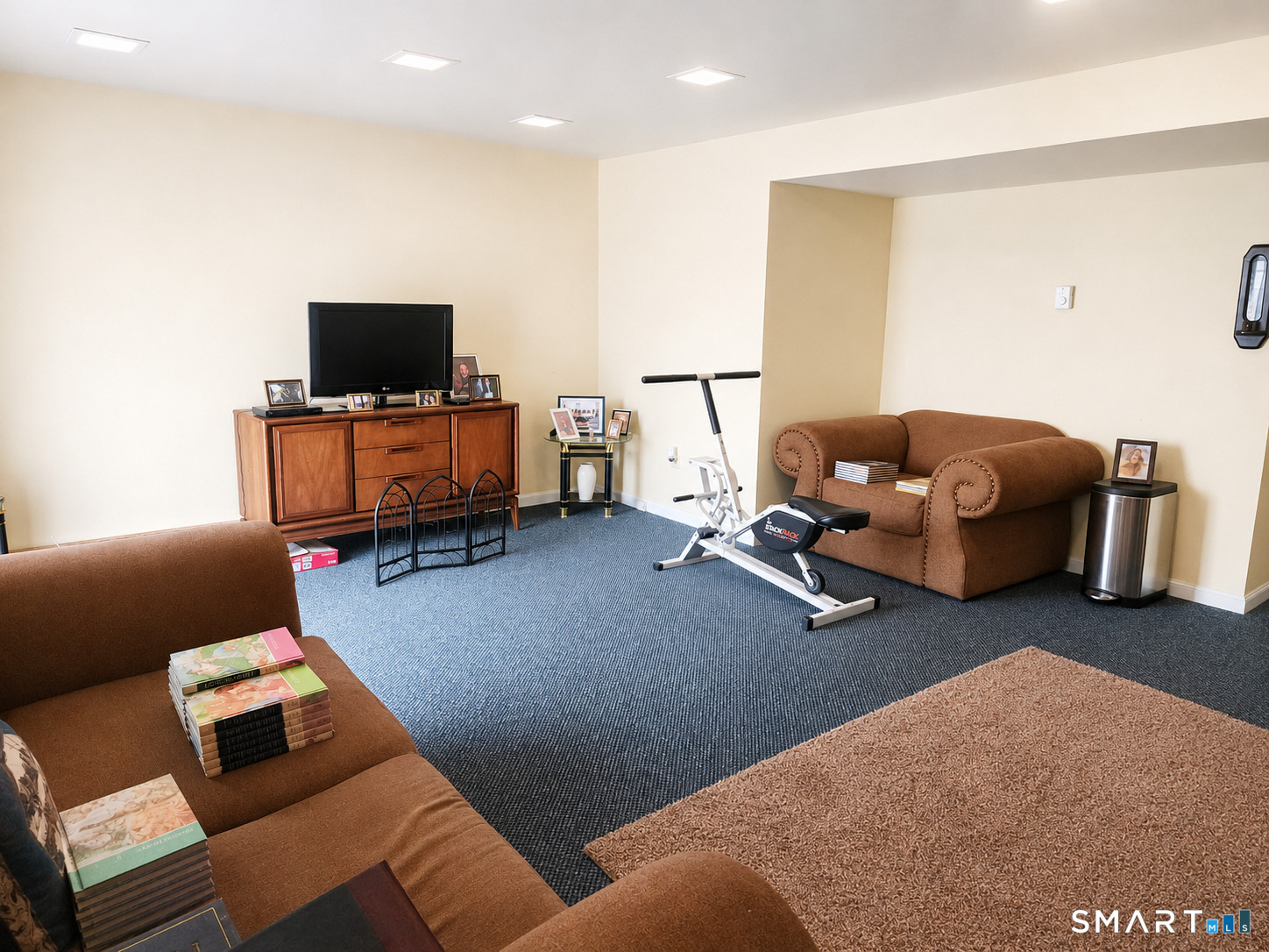 714 Long Hill Road Middletown CT 06457