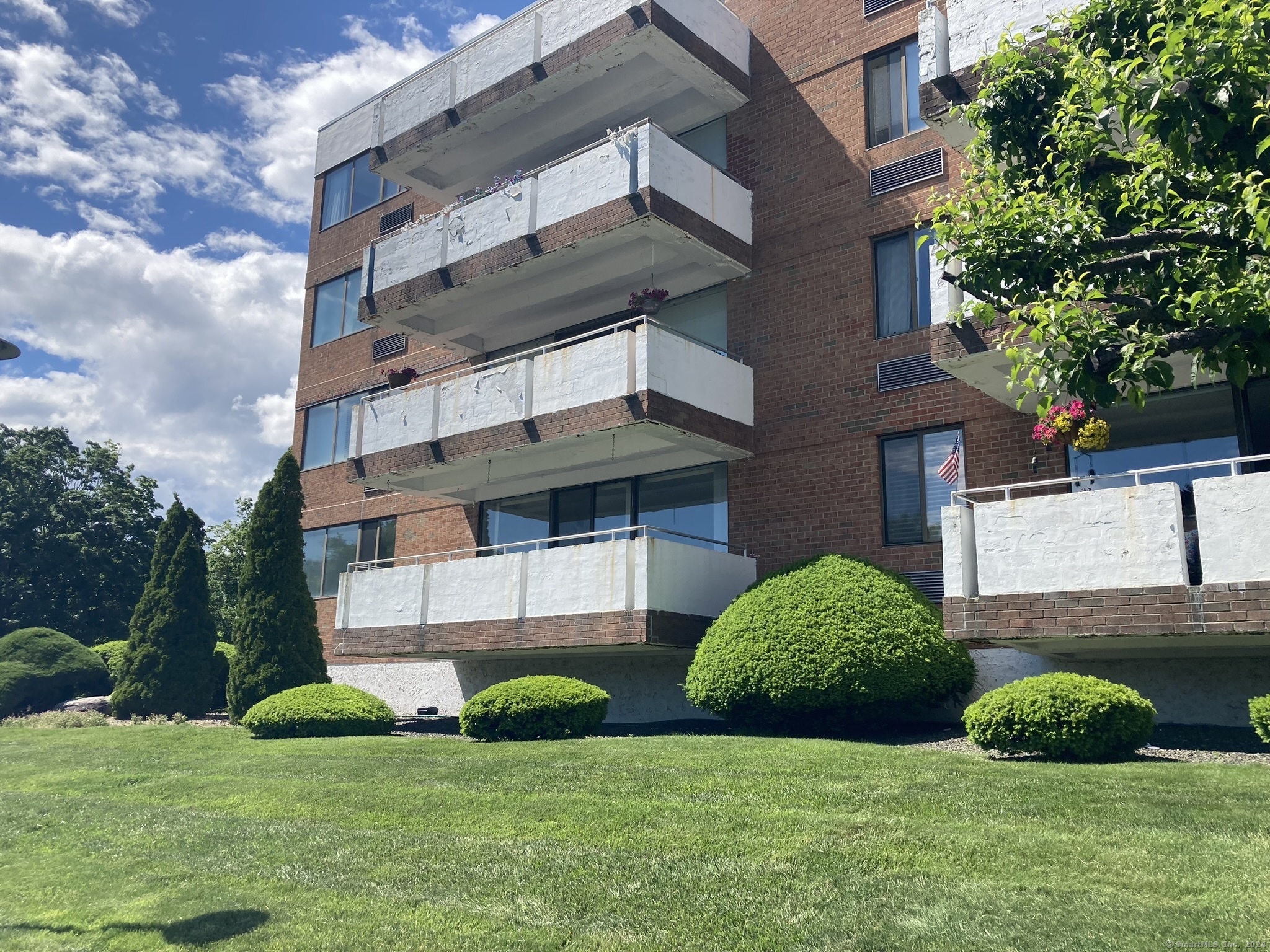 50 Birdseye Street Stratford CT 06615