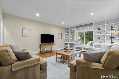 690 Forest Road West Haven CT 06516