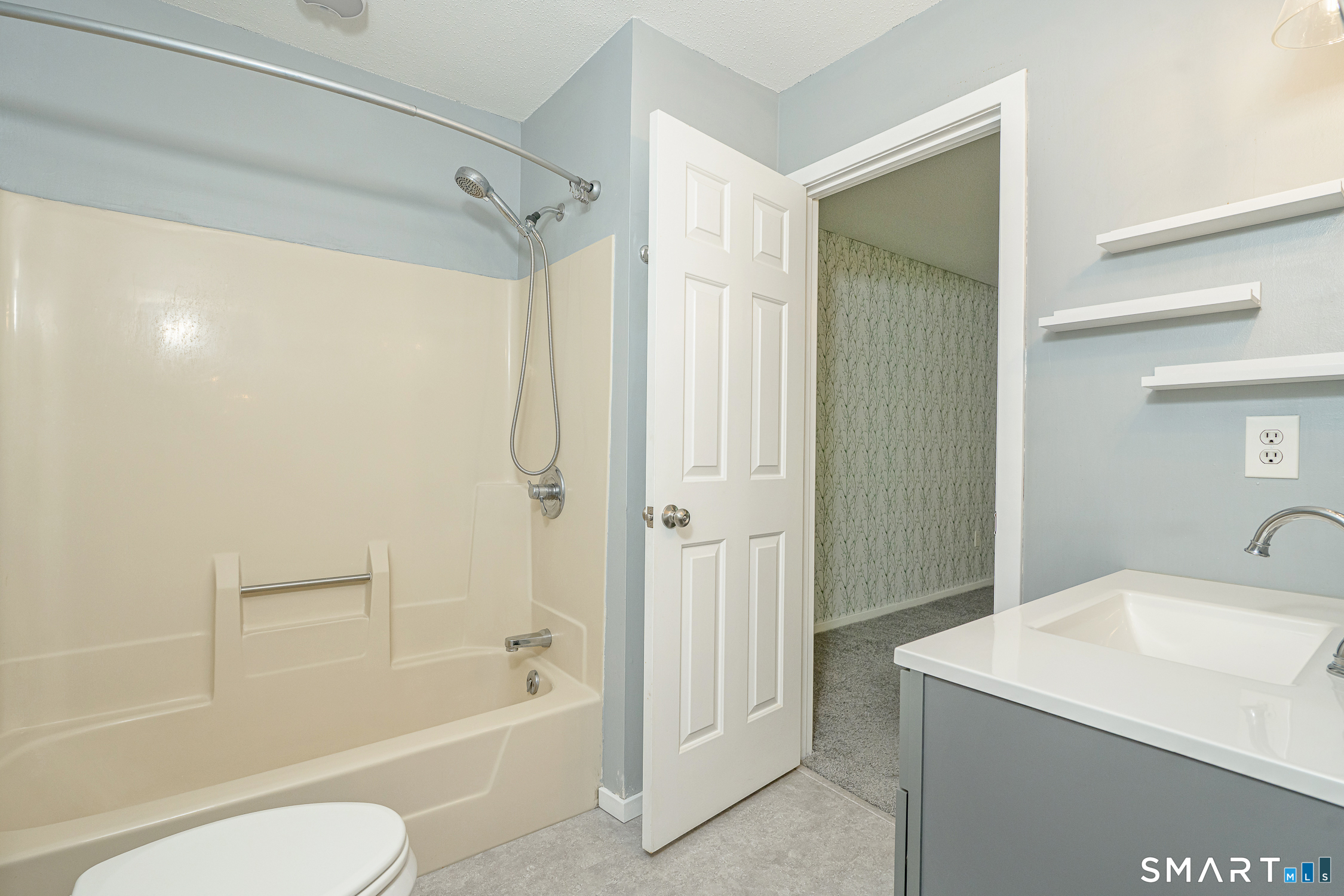 44 Tolland Avenue Stafford CT 06076