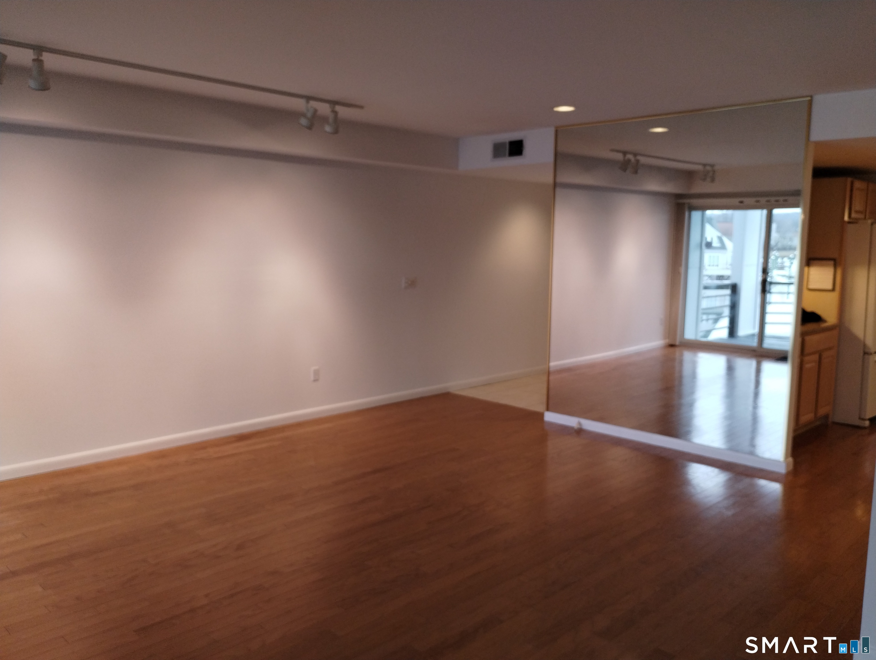 523 Popes Island Road Milford CT 06461