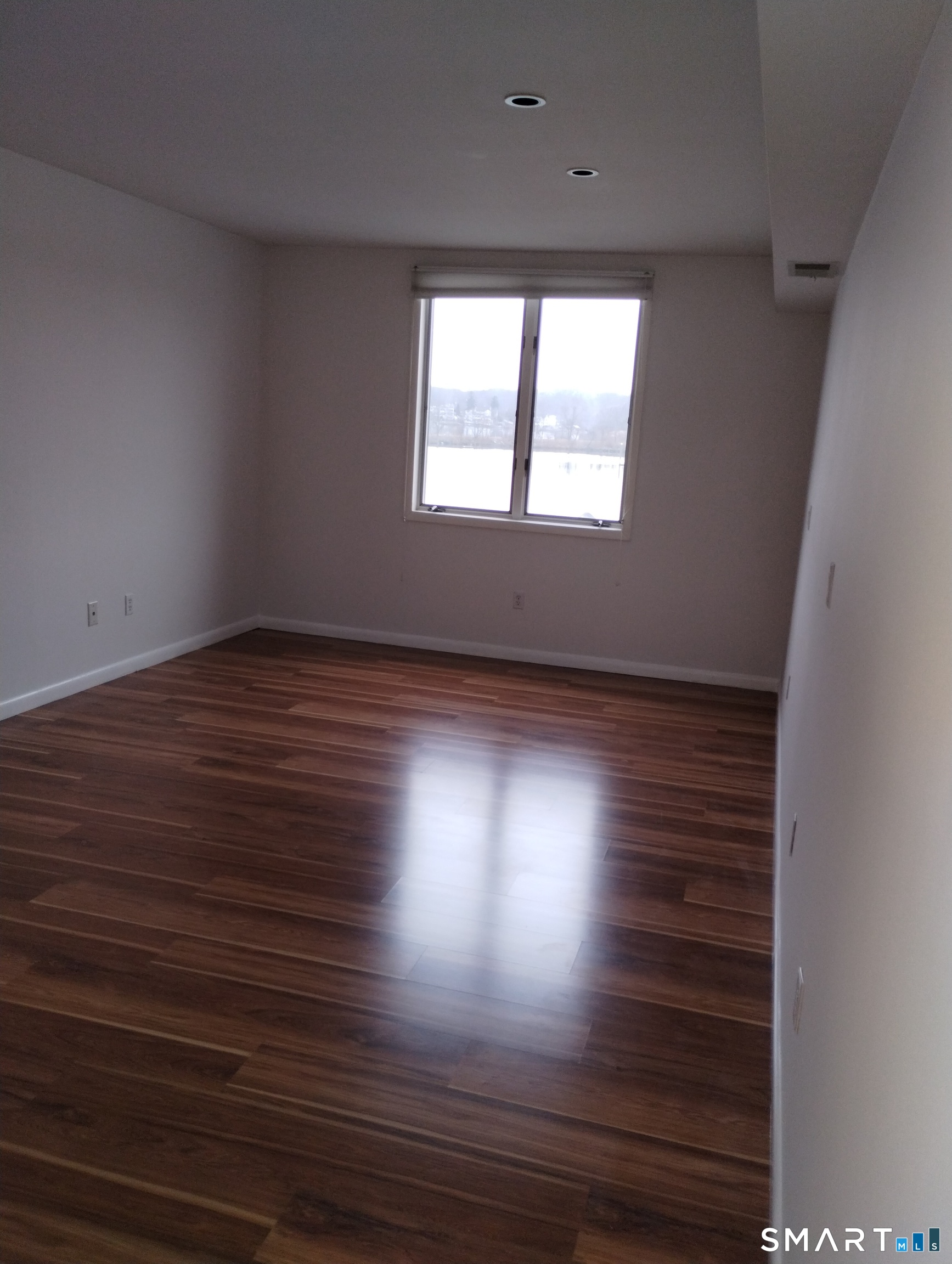 523 Popes Island Road Milford CT 06461