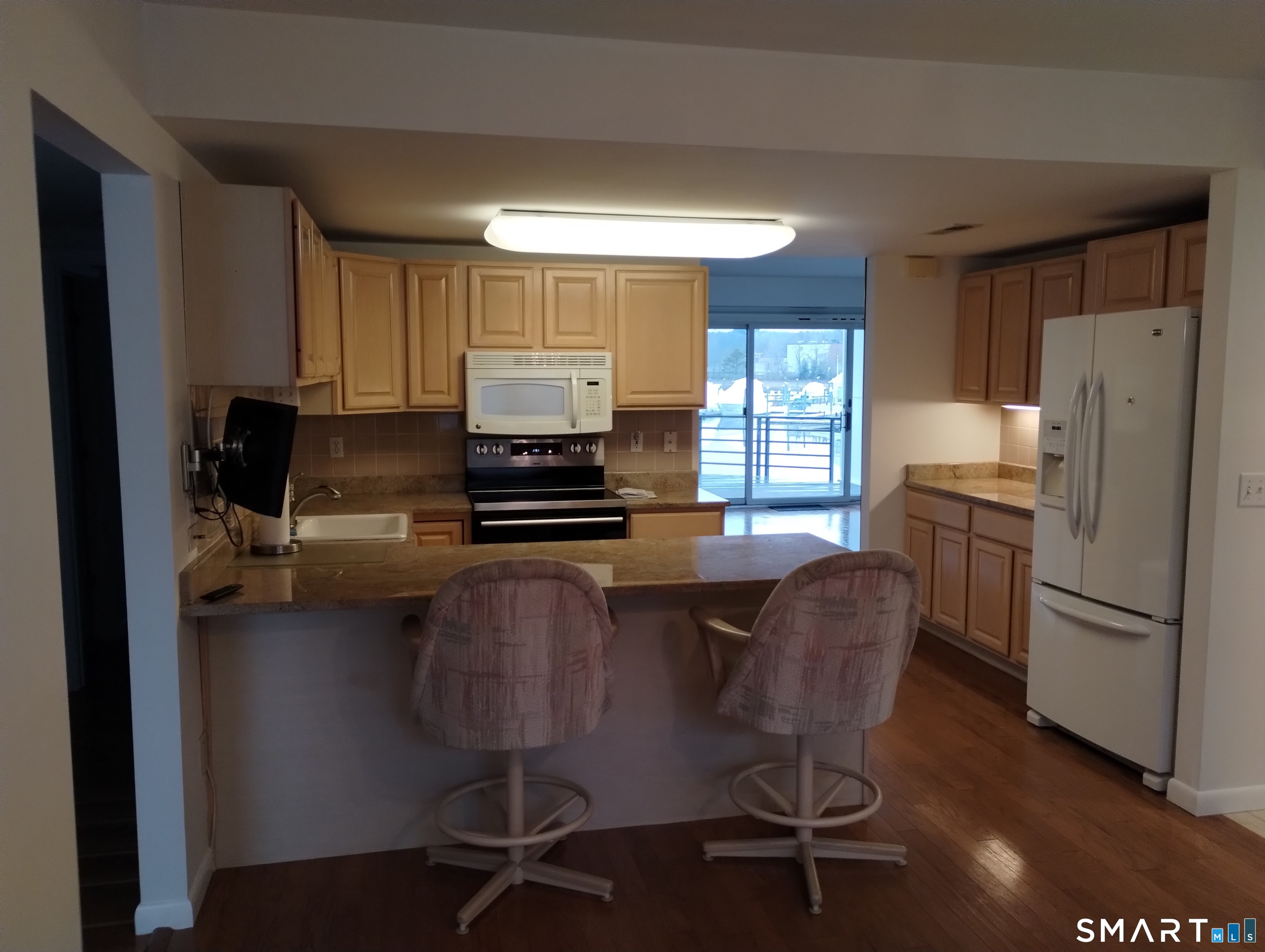 523 Popes Island Road Milford CT 06461