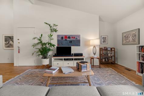 82 Olcott Way Ridgefield CT 06877