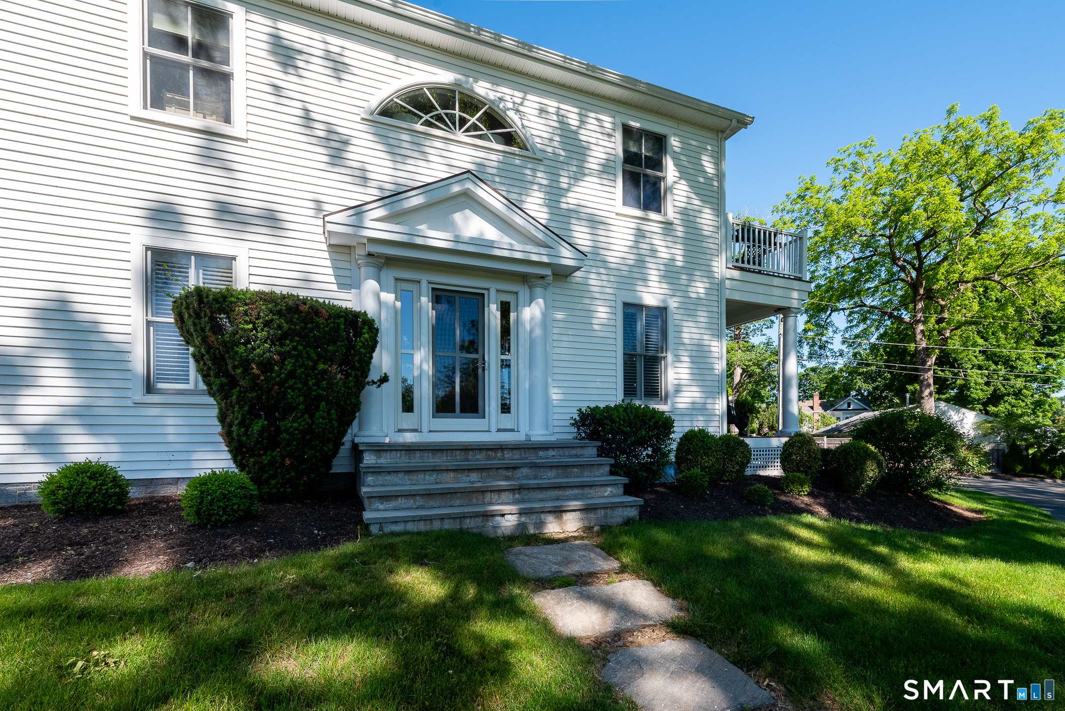 38 North Main Street Essex CT 06426