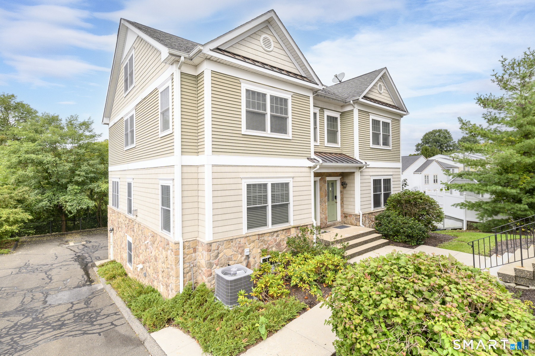 109 Park Avenue Danbury CT 06810