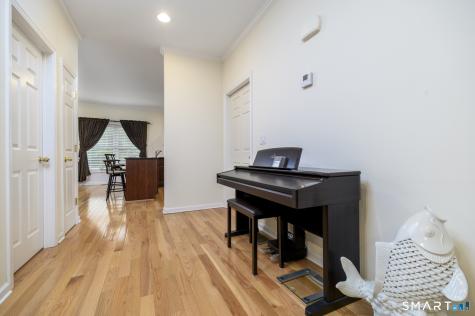 109 Park Avenue Danbury CT 06810