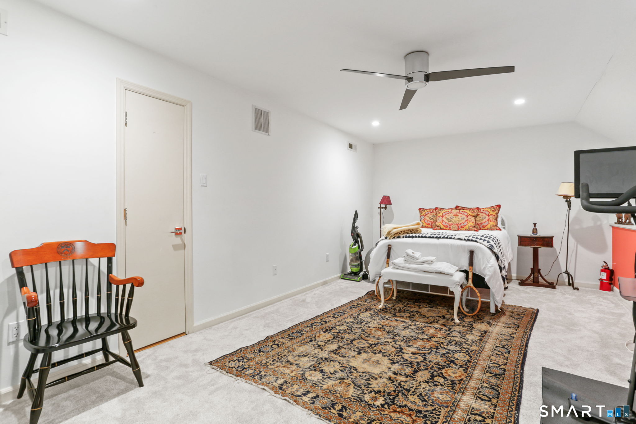 77 Locust Avenue New Canaan CT 06840