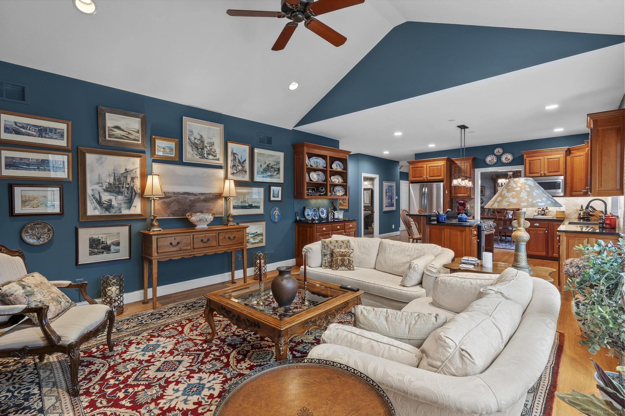 18 Daniel Circle Suffield CT 06078