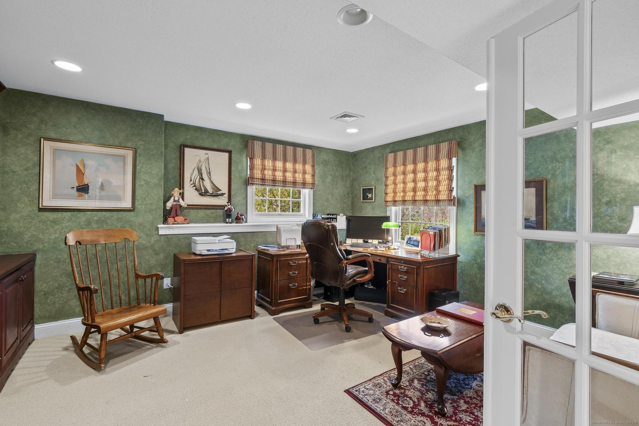 18 Daniel Circle Suffield CT 06078