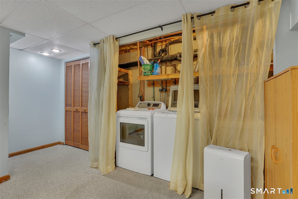 104 Oakland Street Manchester CT 06042