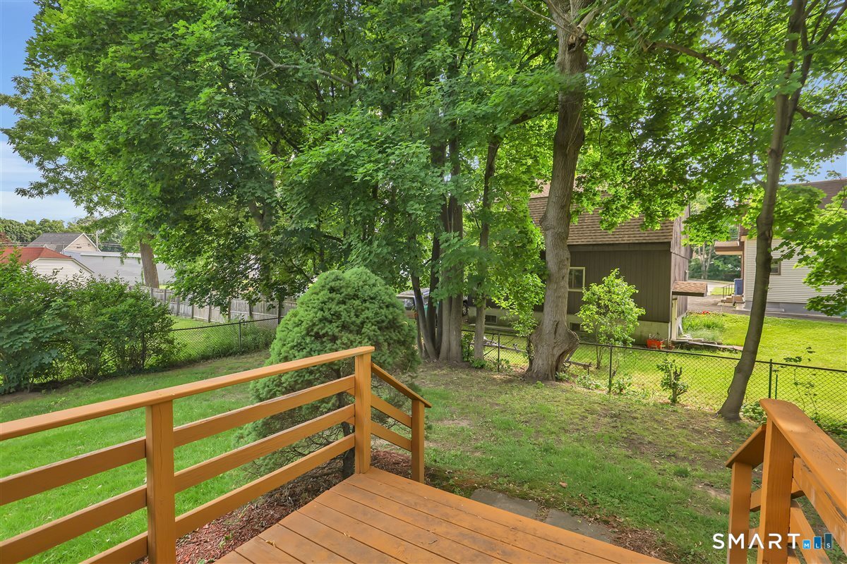 104 Oakland Street Manchester CT 06042