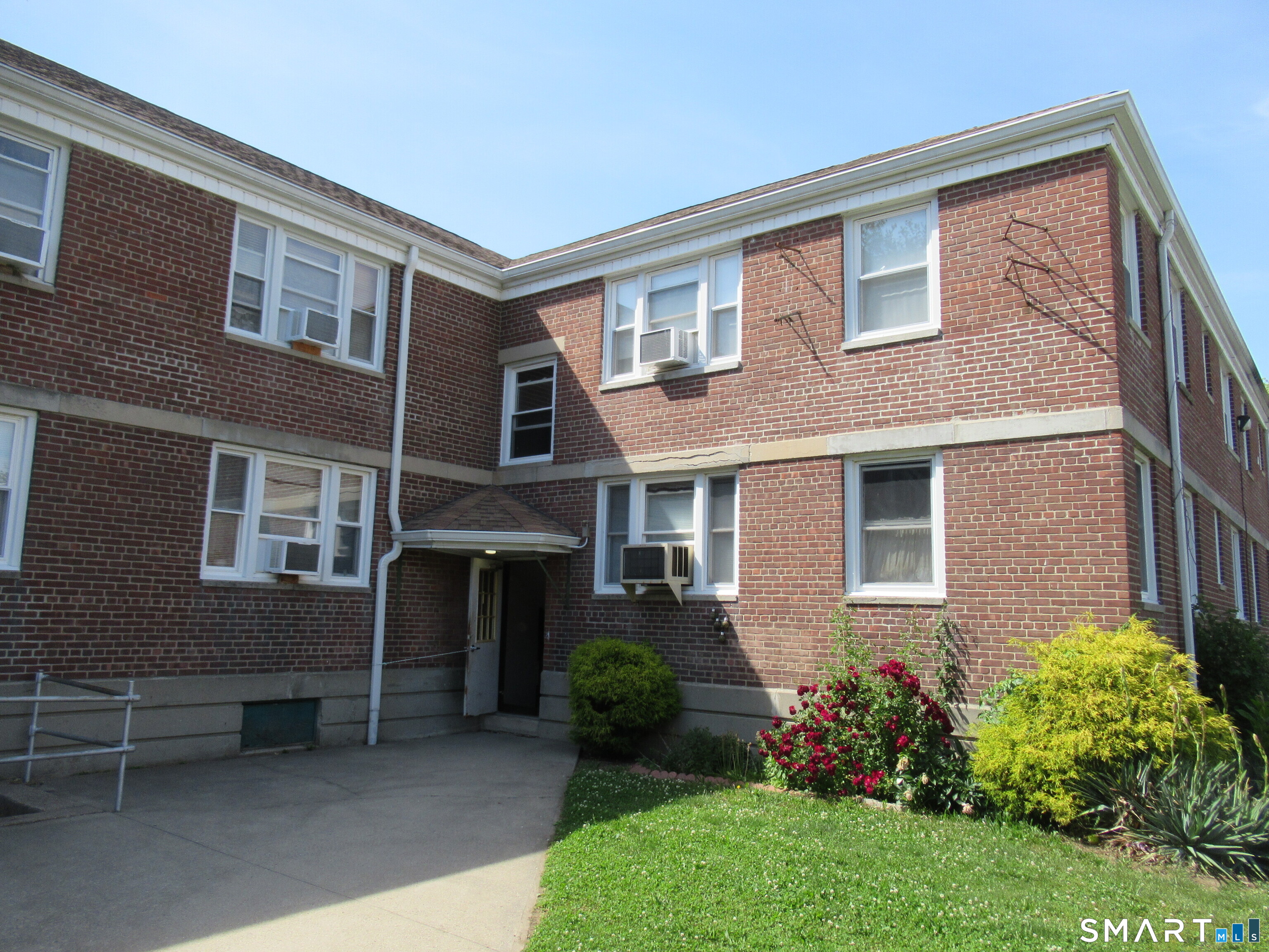 84 Canaan Court Stratford CT 06614