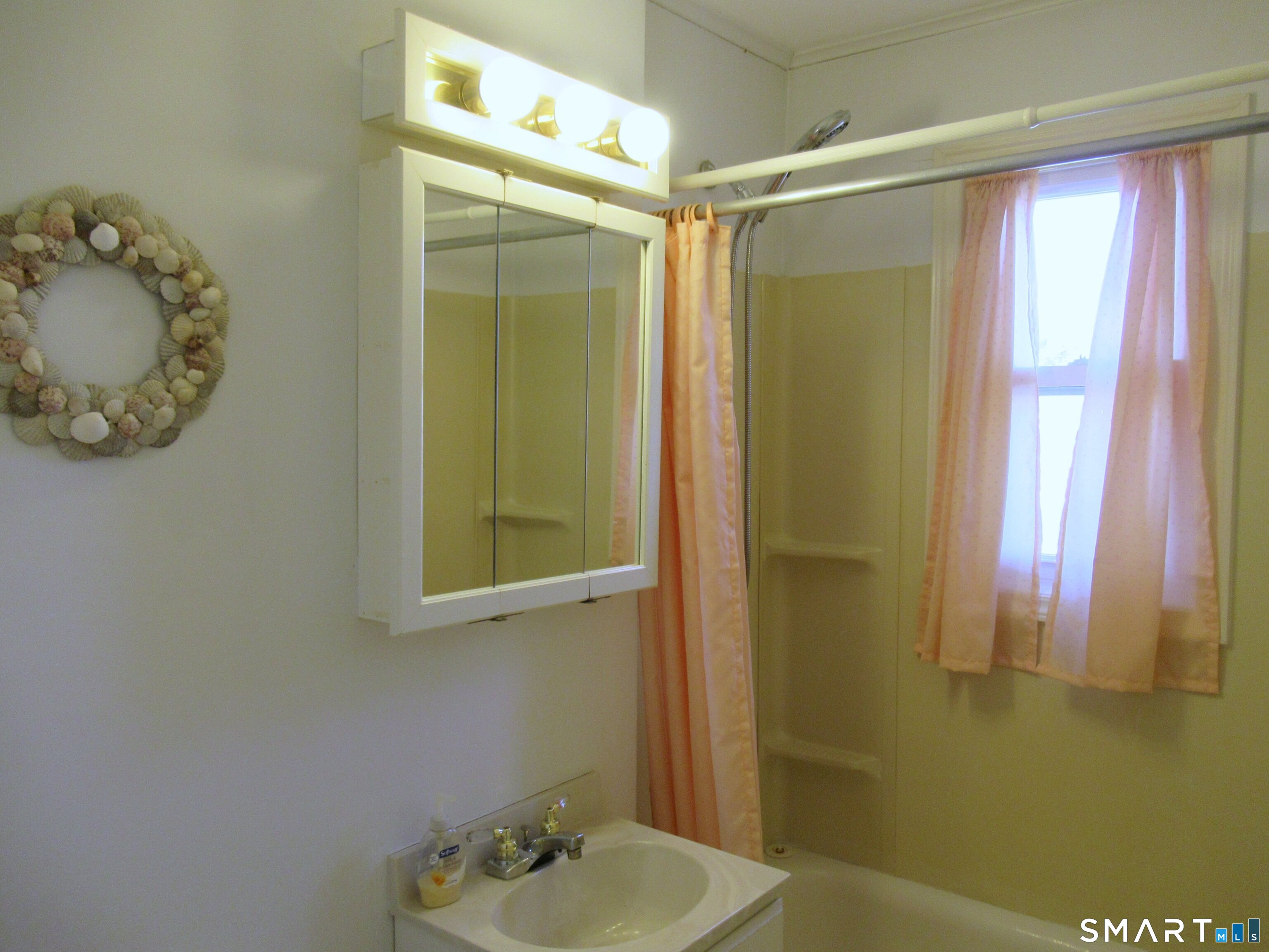 84 Canaan Court Stratford CT 06614