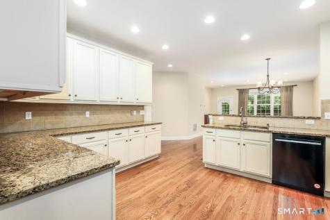 13 Watkins Drive Newtown CT 06482