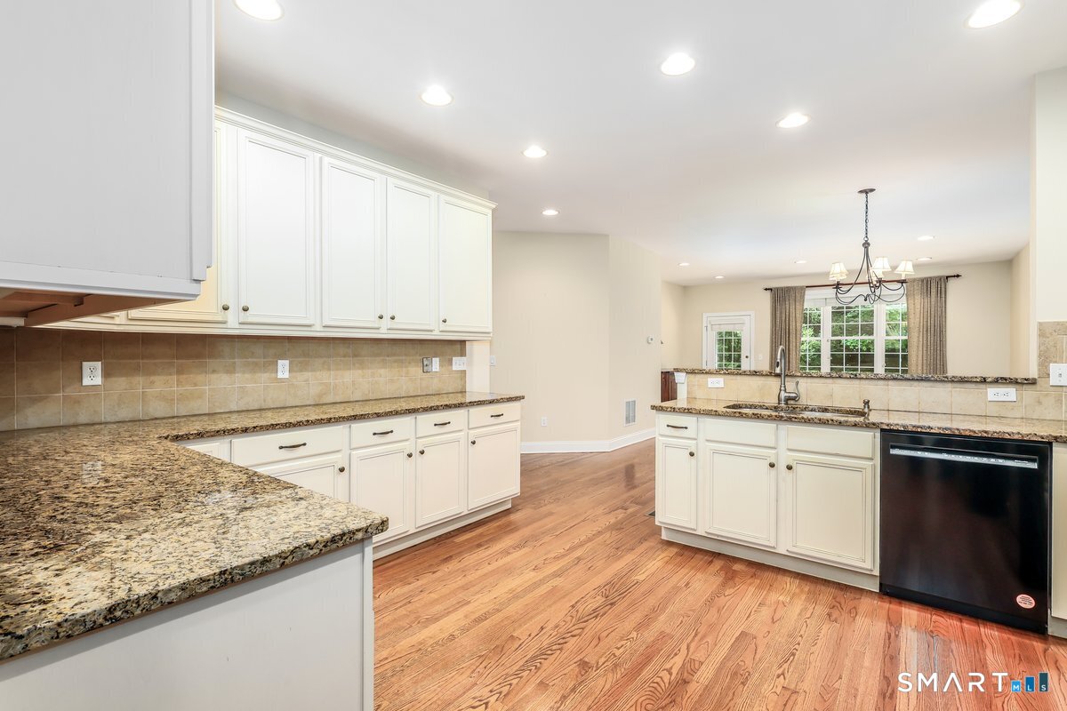 13 Watkins Drive Newtown CT 06482