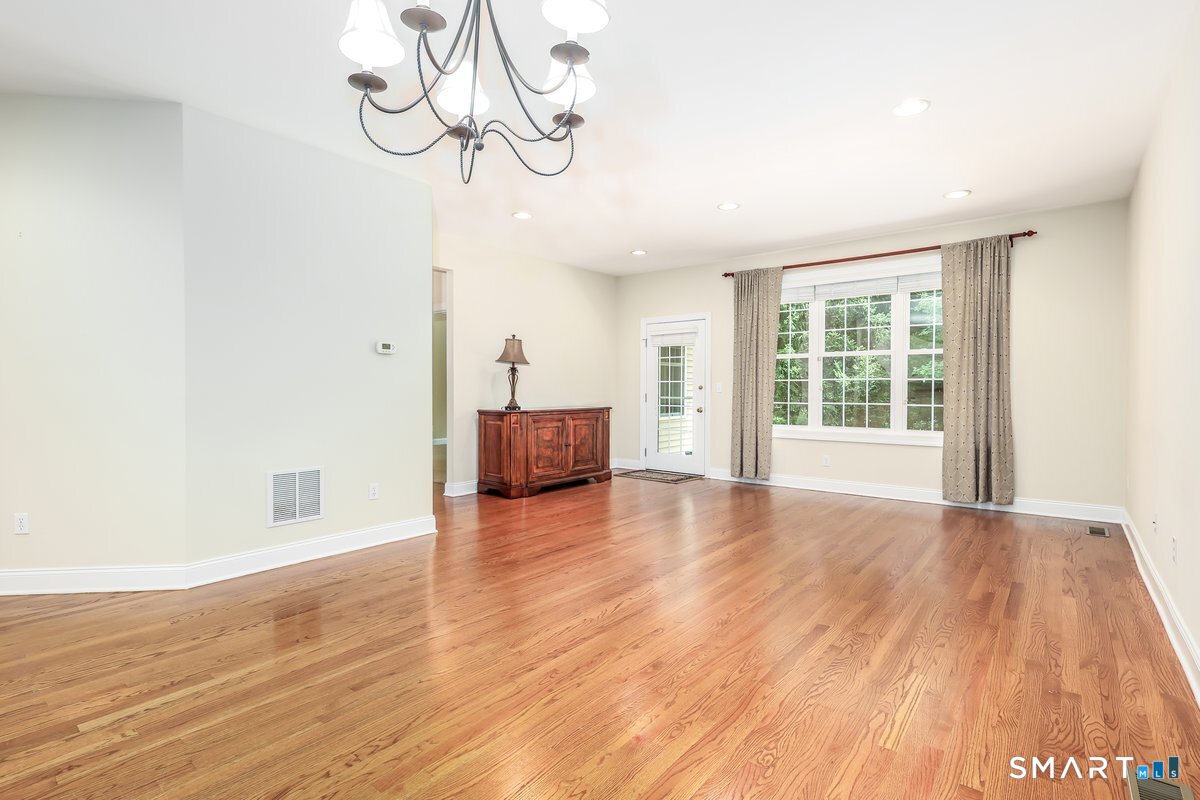 13 Watkins Drive Newtown CT 06482