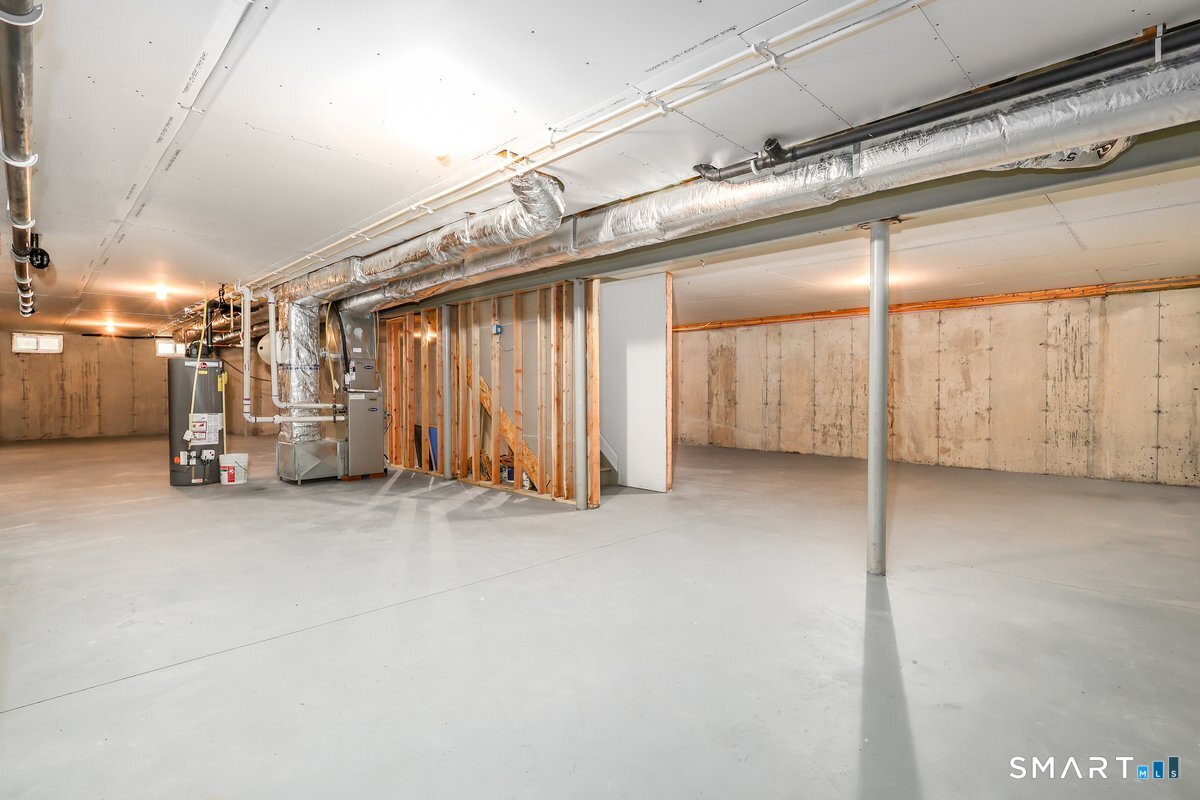 13 Watkins Drive Newtown CT 06482