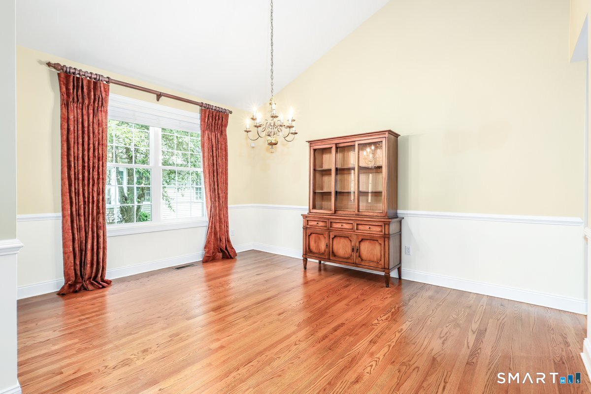 13 Watkins Drive Newtown CT 06482
