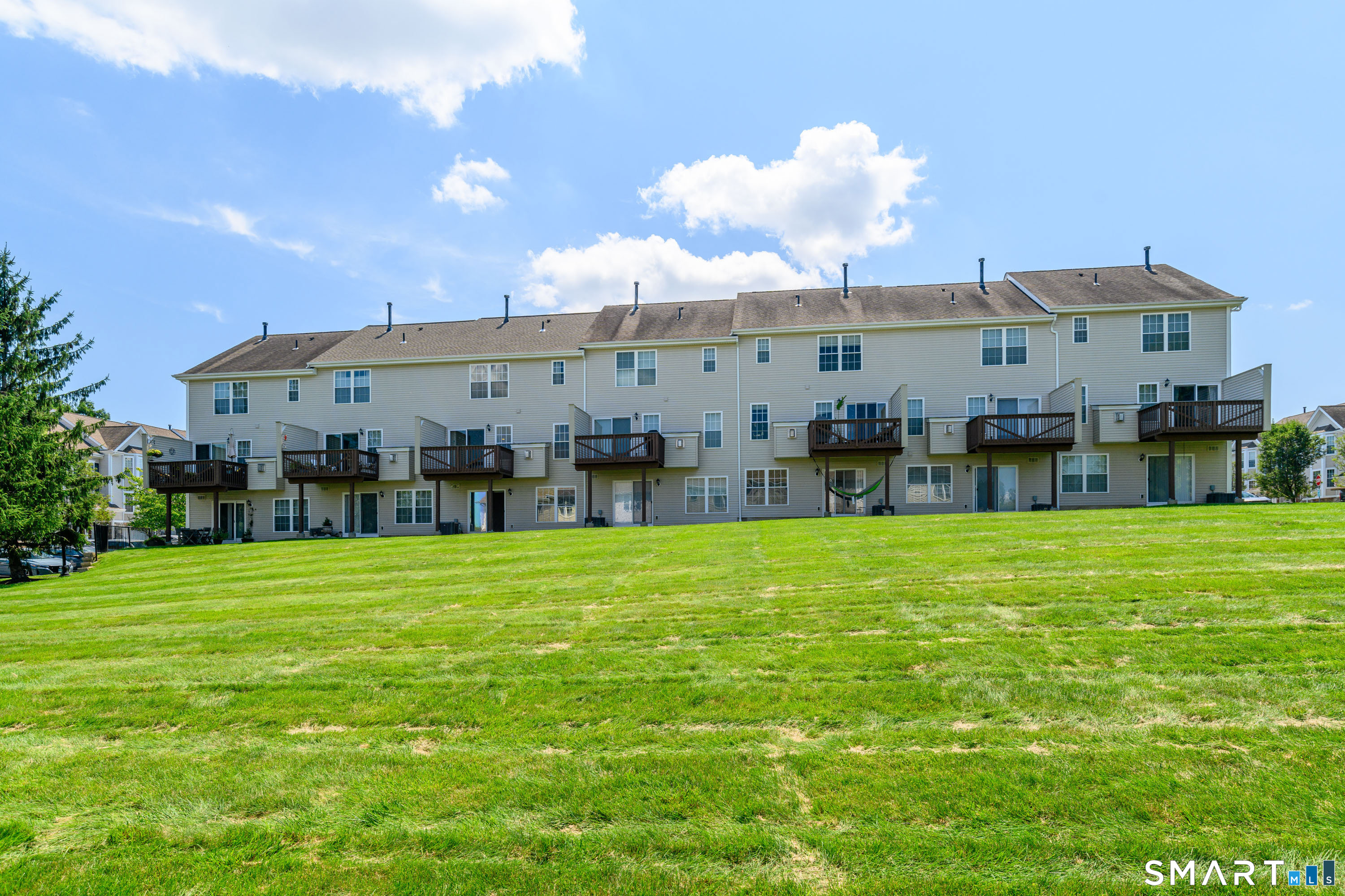 1405 Briar Woods Lane Danbury CT 06810