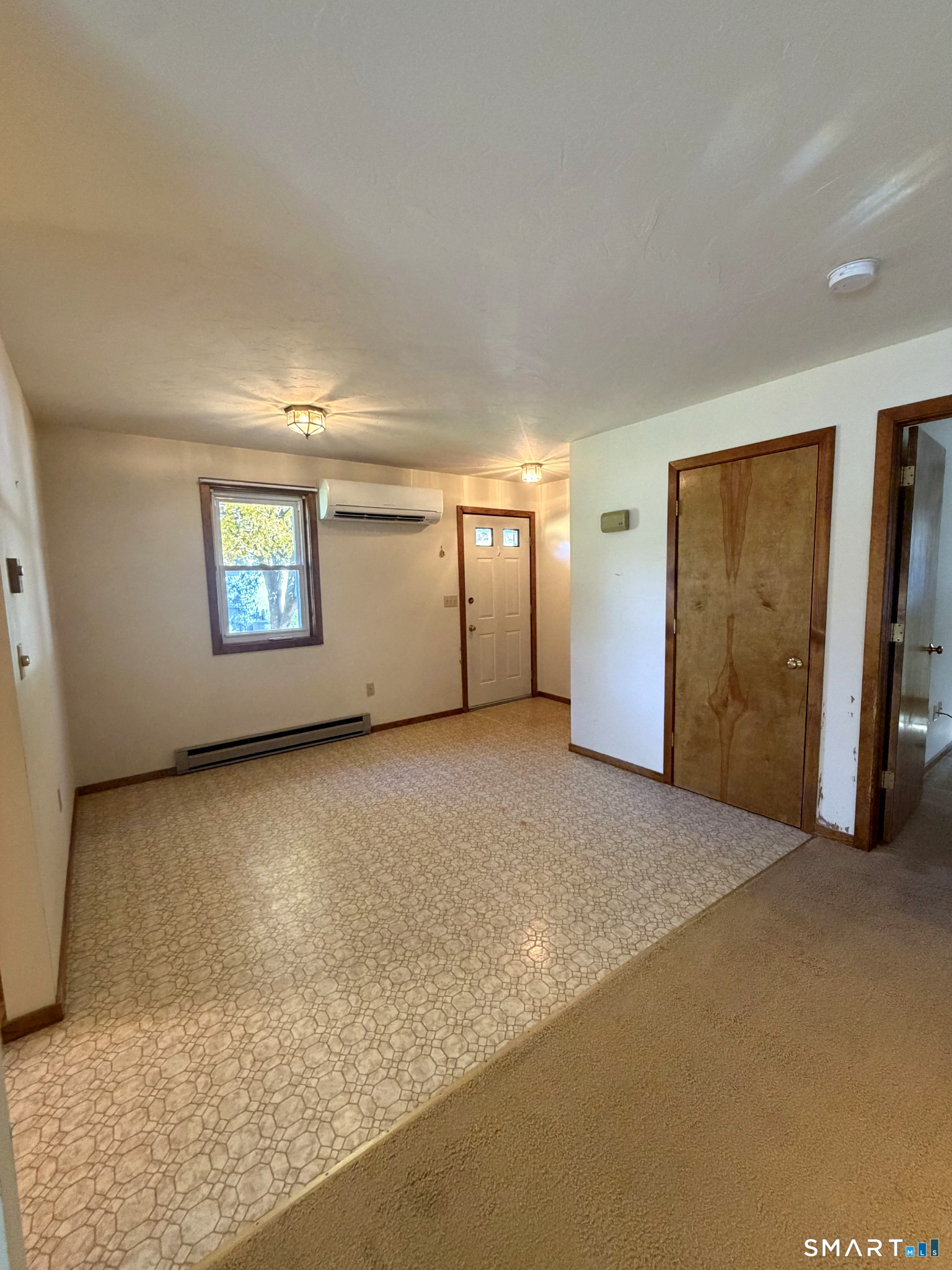 39 Woodstock Meadows Woodstock CT 06281