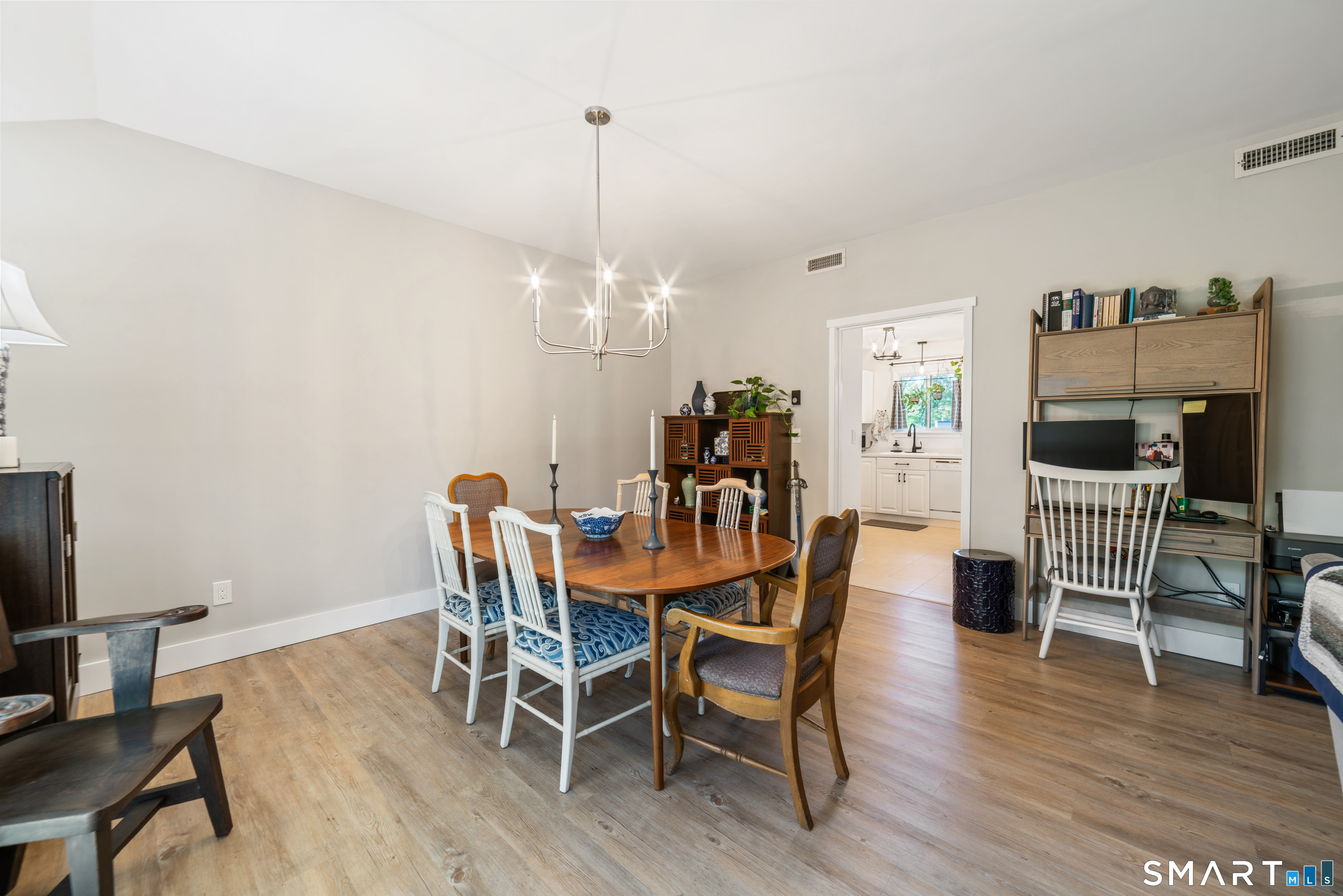 916 Heritage Village Southbury CT 06488