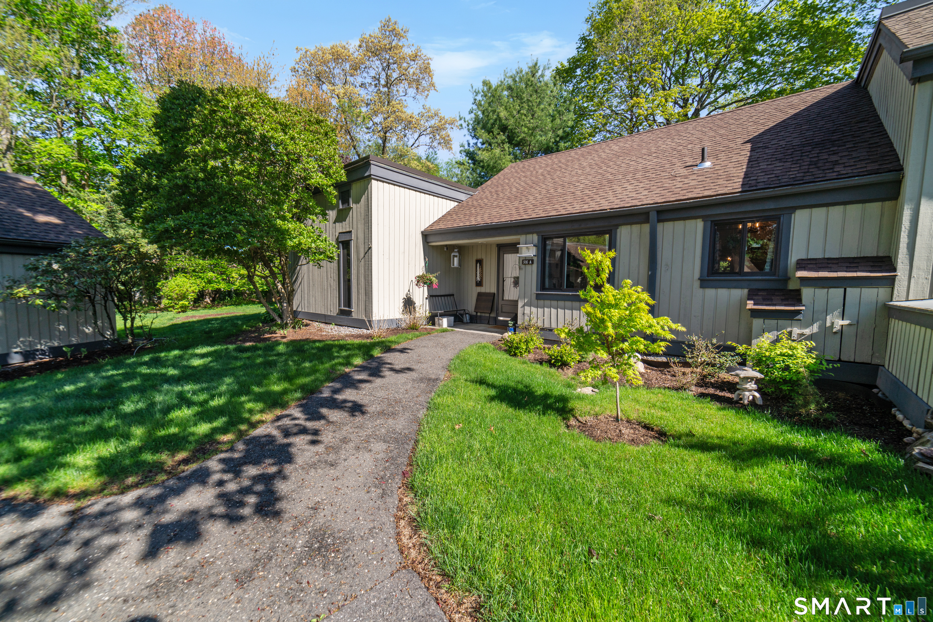 916 Heritage Village Southbury CT 06488