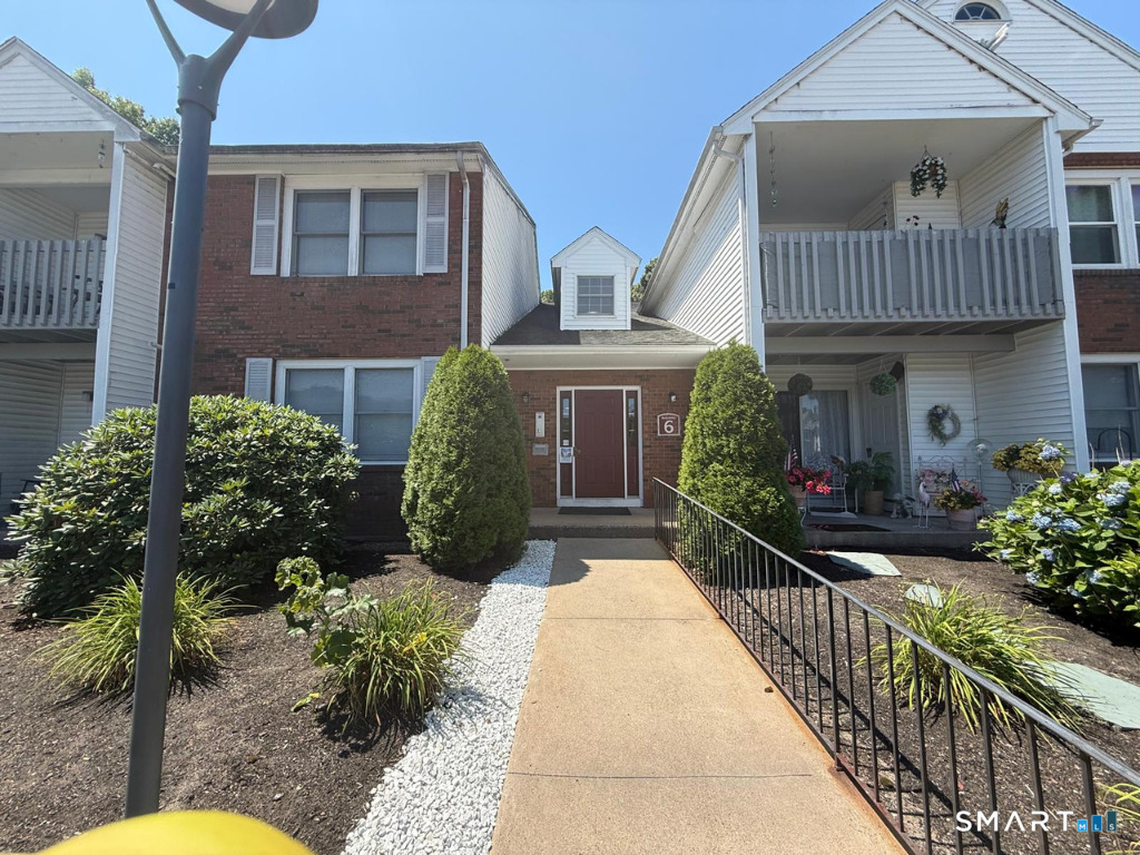 6 Concorde Way Windsor Locks CT 06096