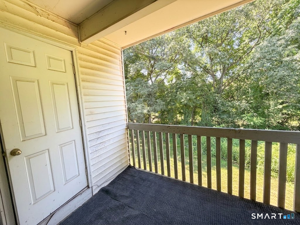 6 Concorde Way Windsor Locks CT 06096