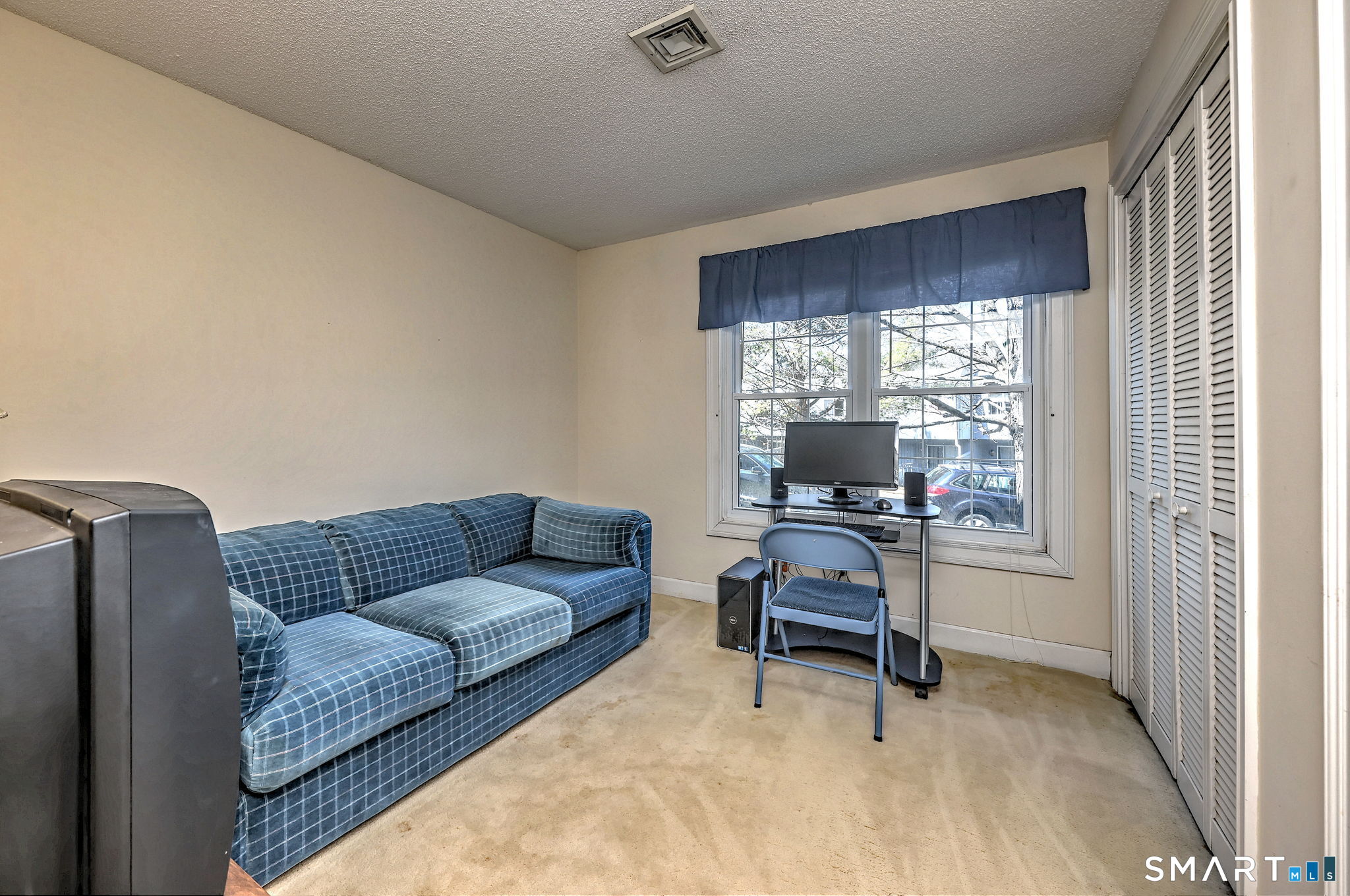 75 Redwood Drive East Haven CT 06513