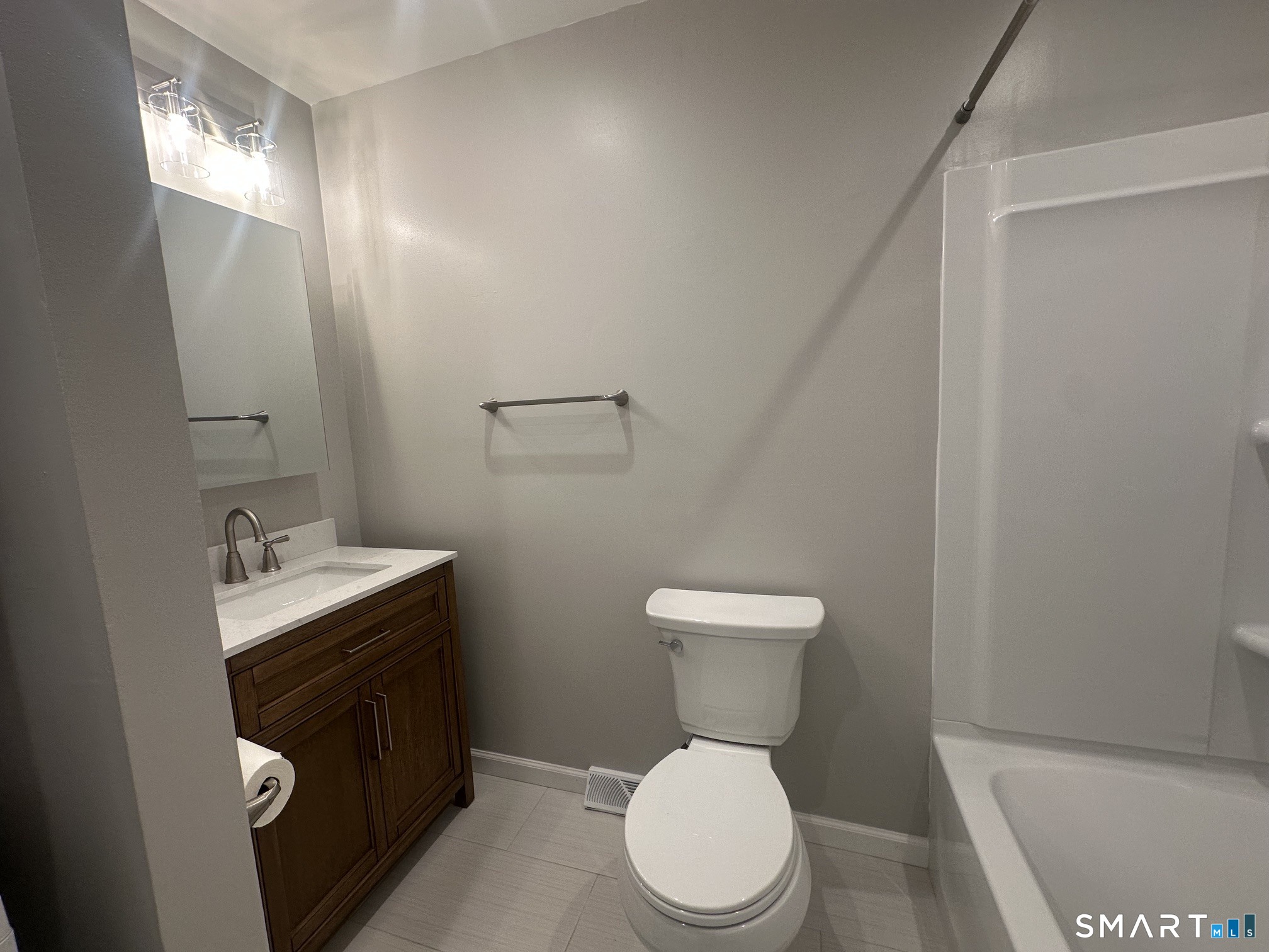 1690 Dixwell Avenue Hamden CT 06514