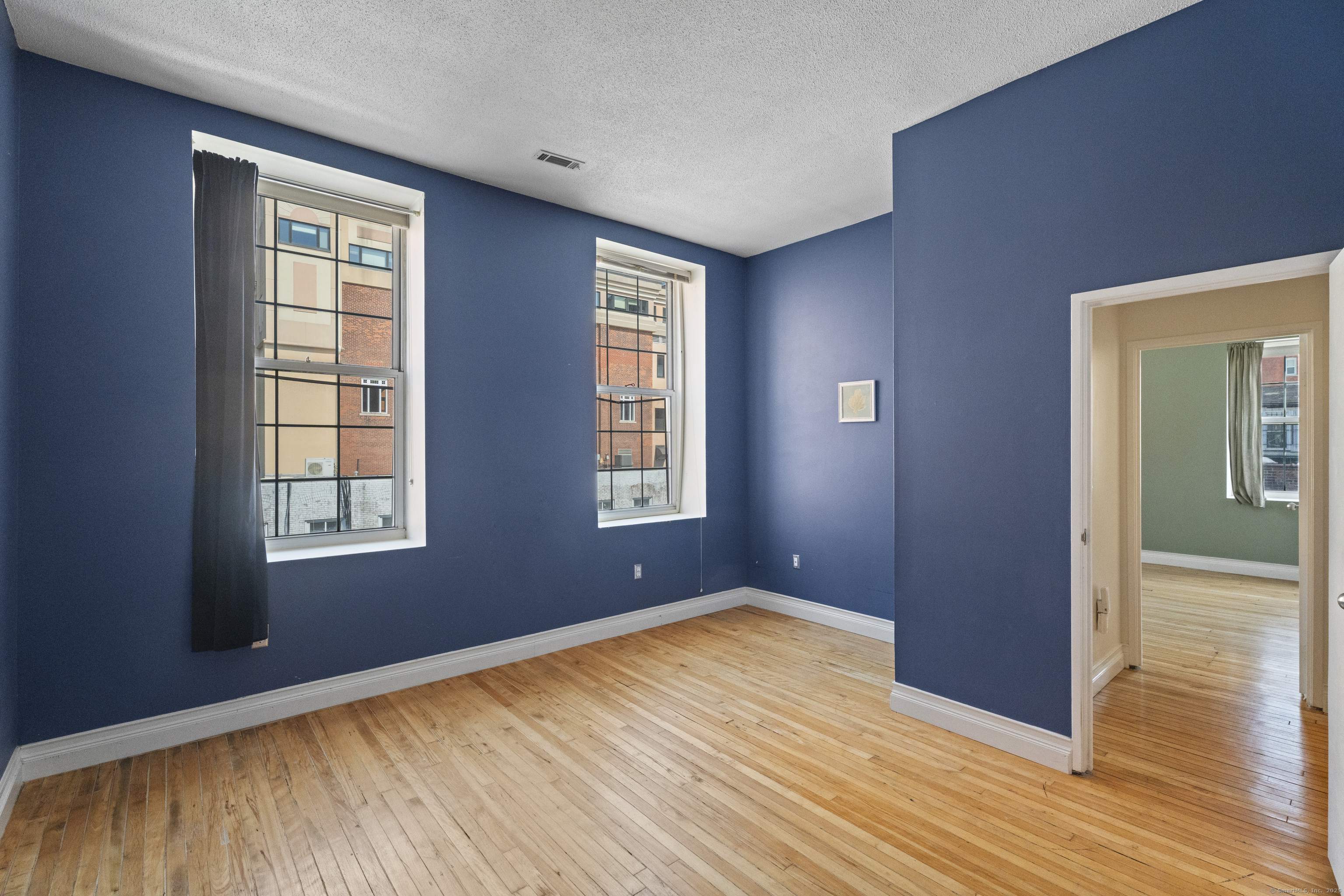 196 Crown Street New Haven CT 06510