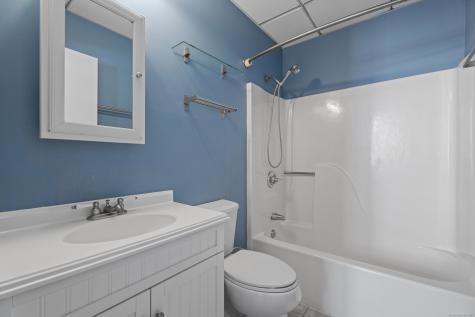 196 Crown Street New Haven CT 06510