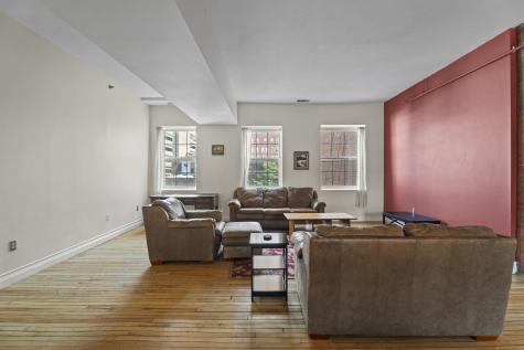 196 Crown Street New Haven CT 06510