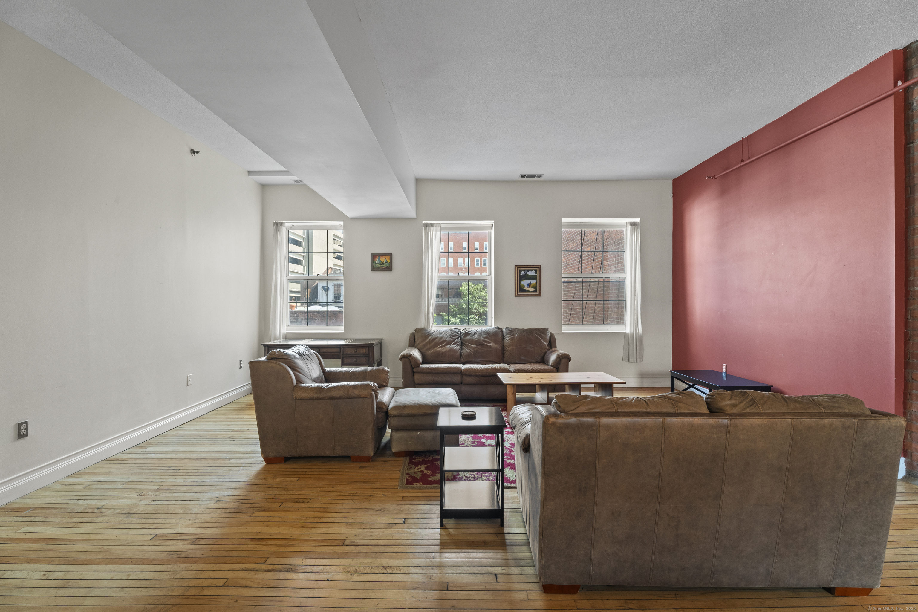 196 Crown Street New Haven CT 06510