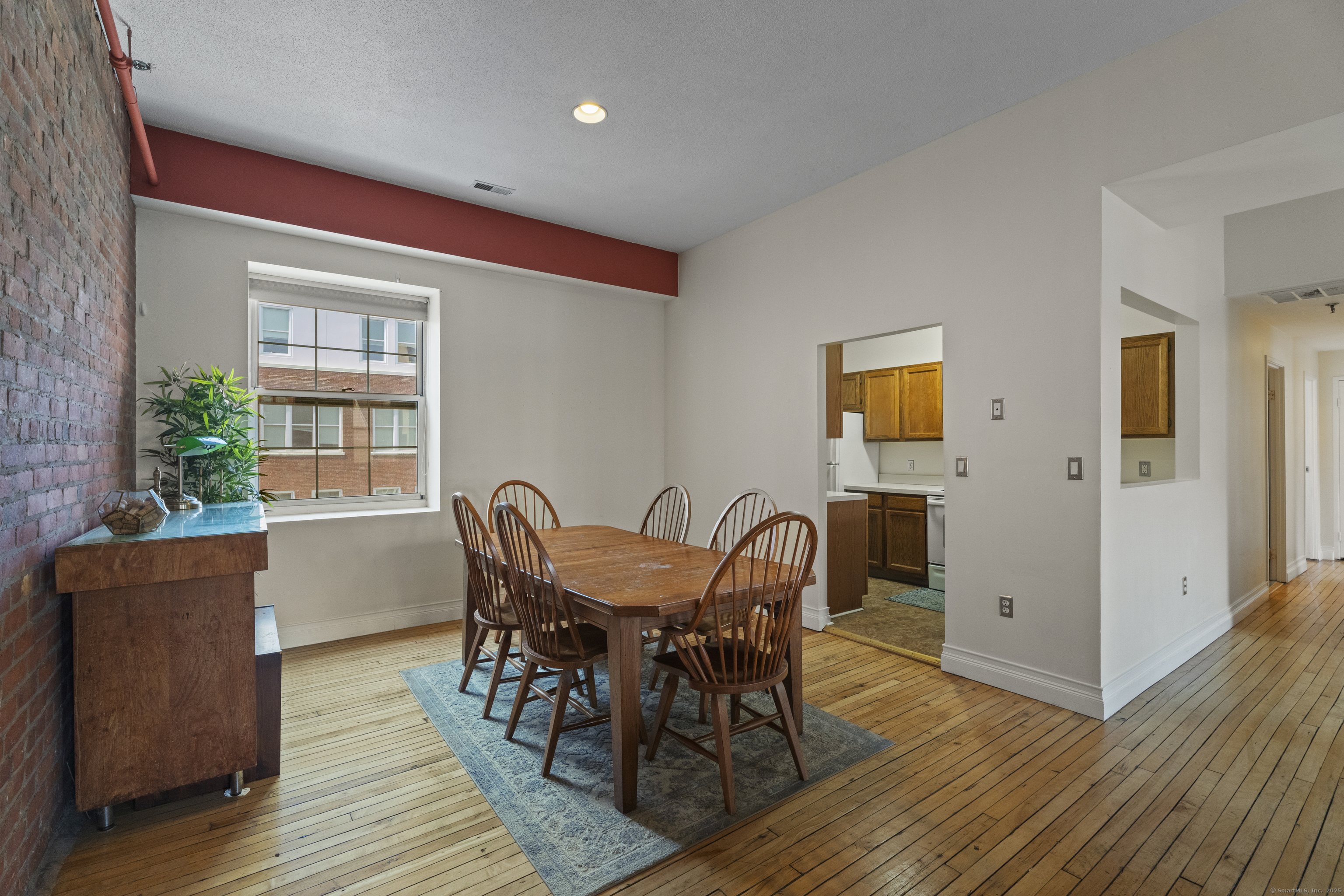 196 Crown Street New Haven CT 06510