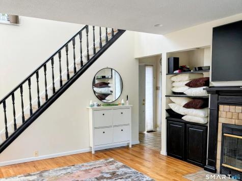6 Ledgewood Drive Brookfield CT 06804