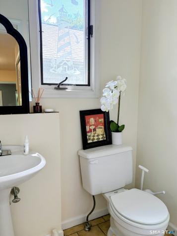 6 Ledgewood Drive Brookfield CT 06804